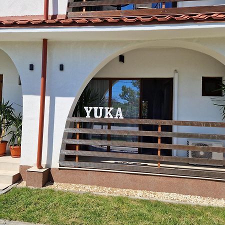 Yuka Hotel Vama Veche Buitenkant foto