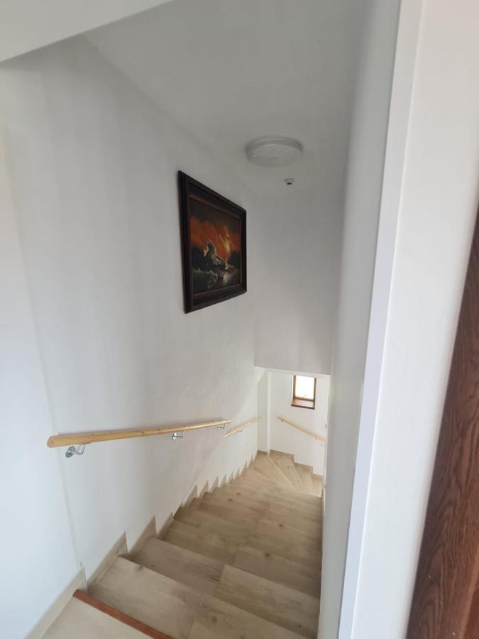 Yuka Hotel Vama Veche Buitenkant foto